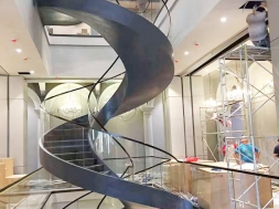 钢构玻璃楼梯